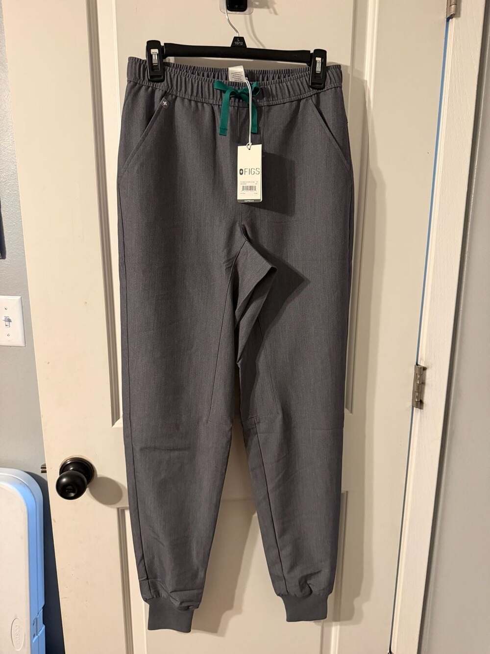 FIGS Tansen Jogger 2.0 Tall Size S Graphite Scrub Pants